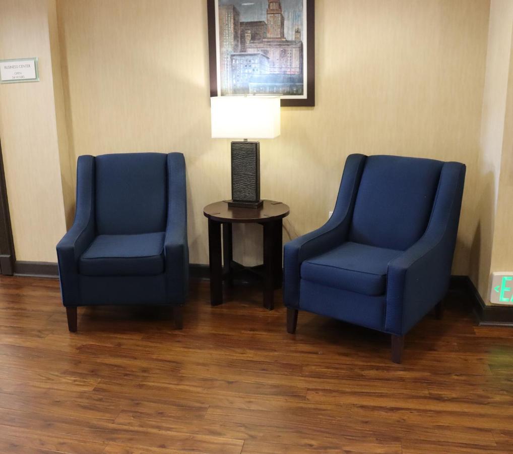 Comfort Suites Dfw Airport Ирвинг Экстерьер фото