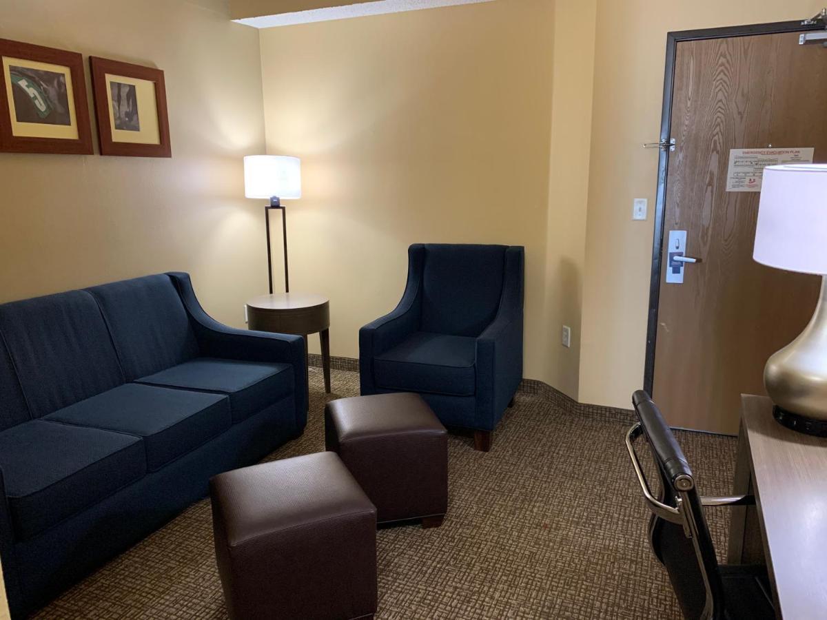Comfort Suites Dfw Airport Ирвинг Экстерьер фото
