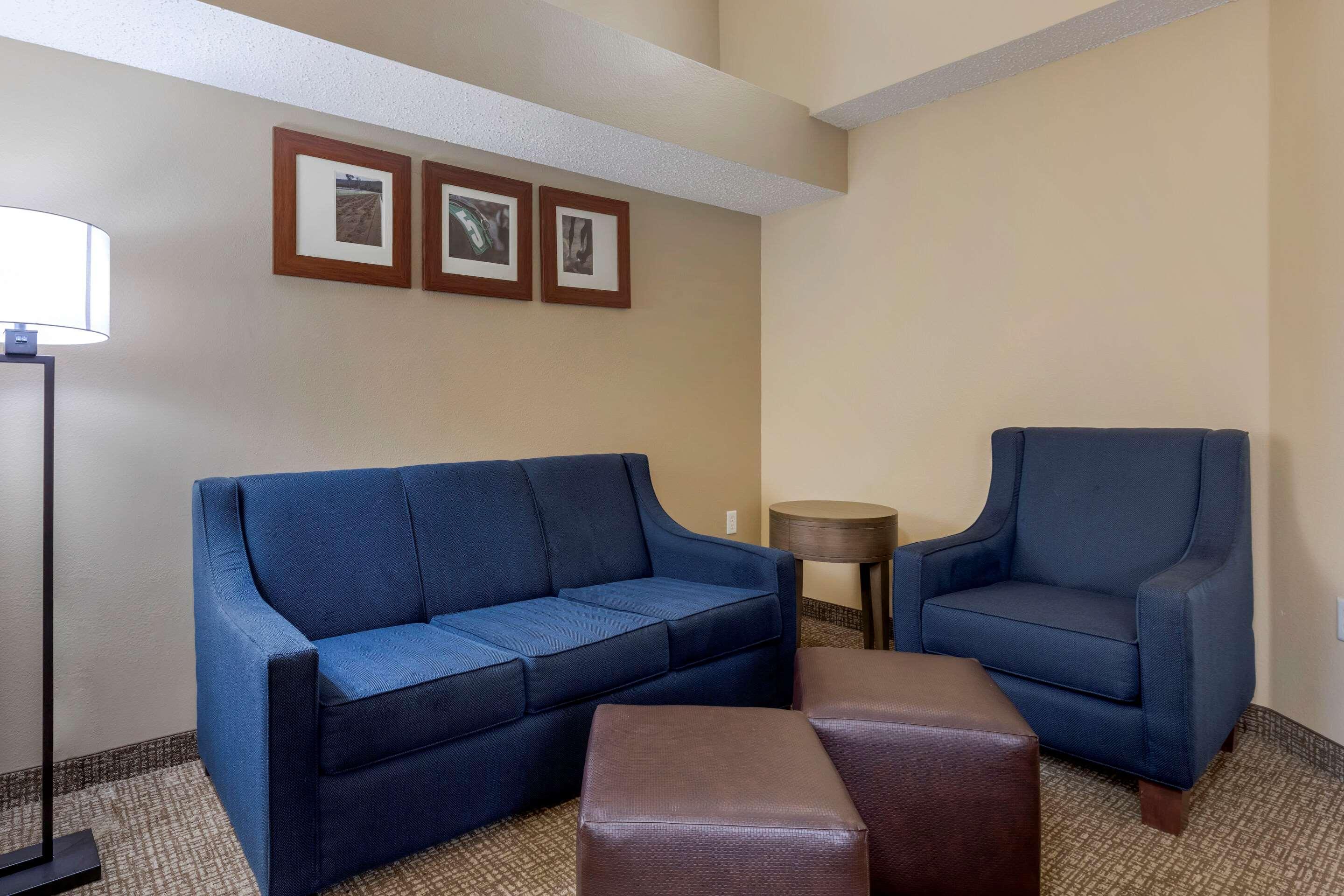 Comfort Suites Dfw Airport Ирвинг Экстерьер фото