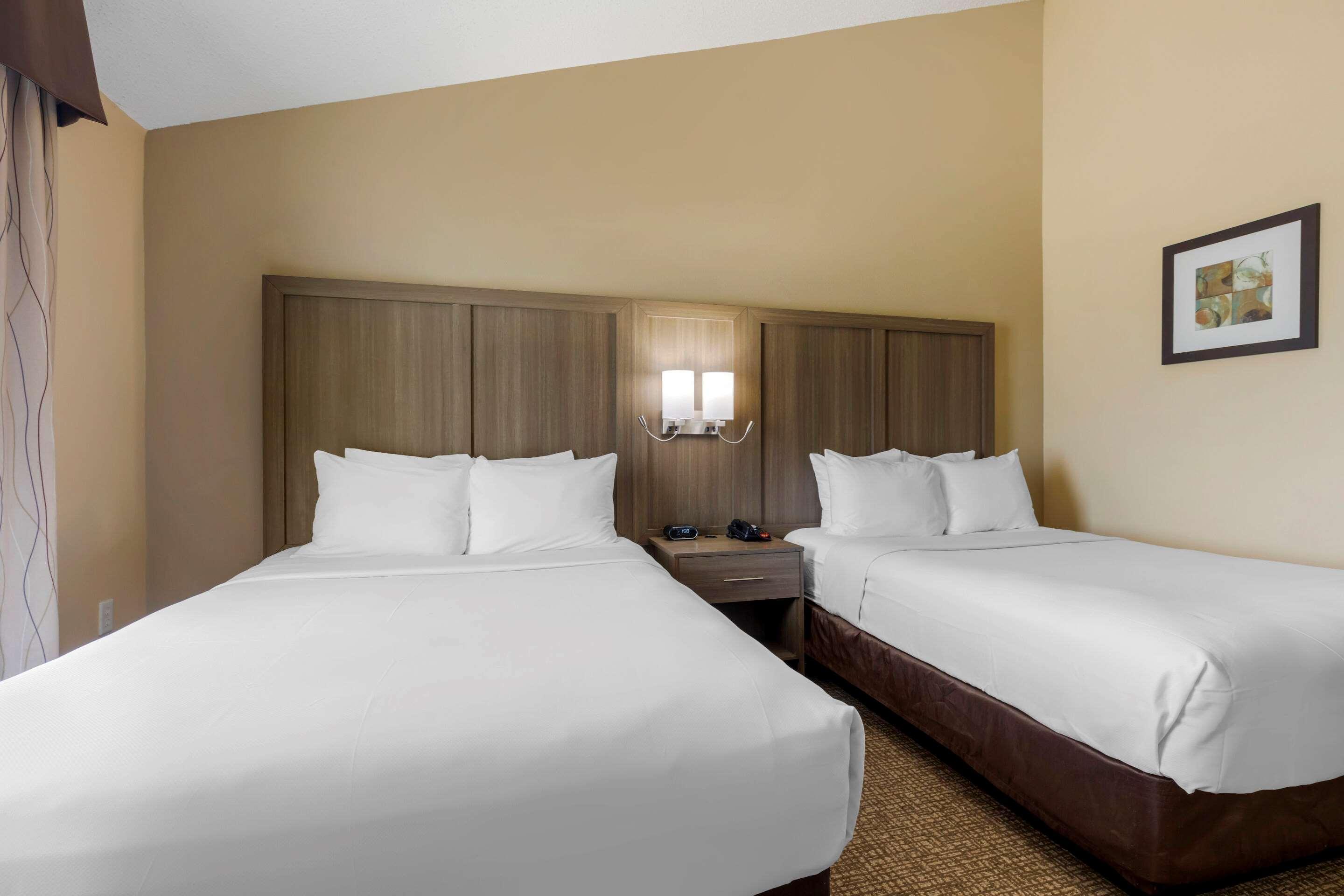 Comfort Suites Dfw Airport Ирвинг Экстерьер фото