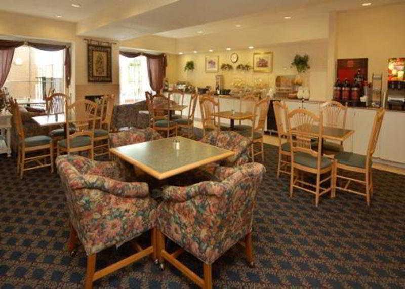 Comfort Suites Dfw Airport Ирвинг Ресторан фото
